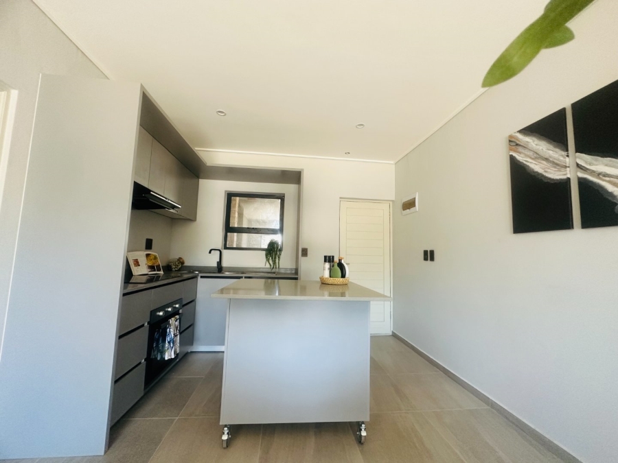 2 Bedroom Property for Sale in Table View Western Cape